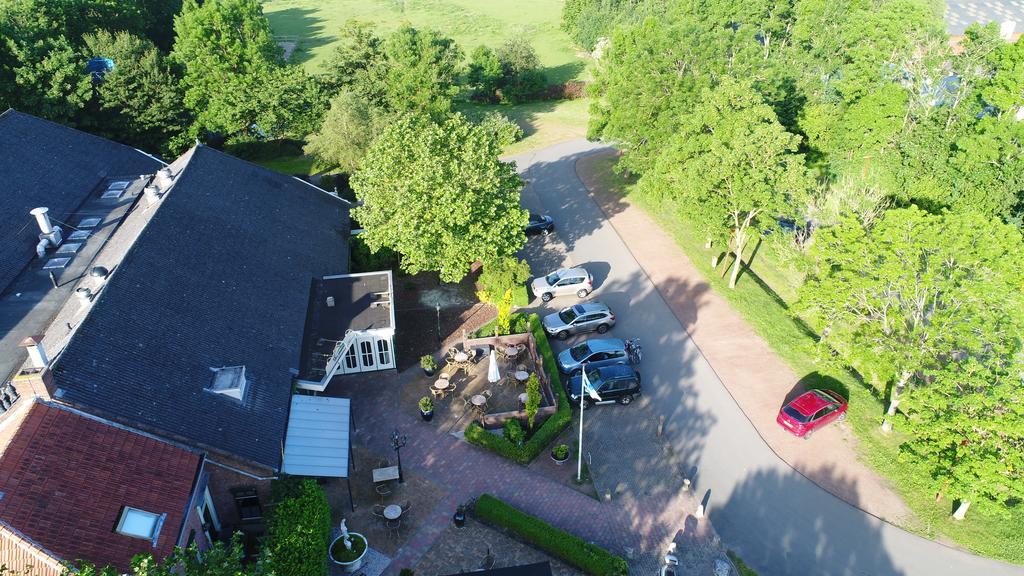 Hotel In Den Stallen Winschoten Exterior photo